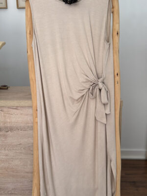 Vestido nudo crudo
