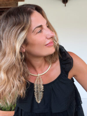 Collar Hoja dorado