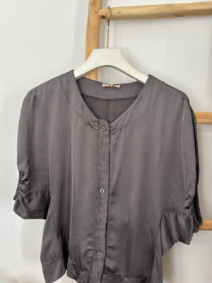 Blusa Sarah lisa gris