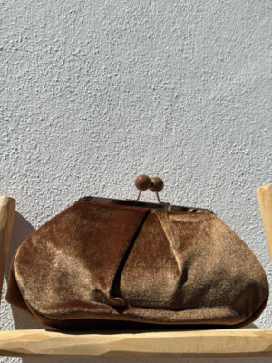Clutch terciopelo coñac