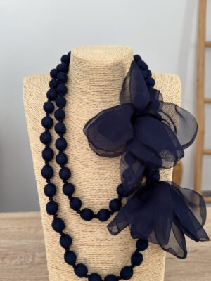Collar bolas flor marino